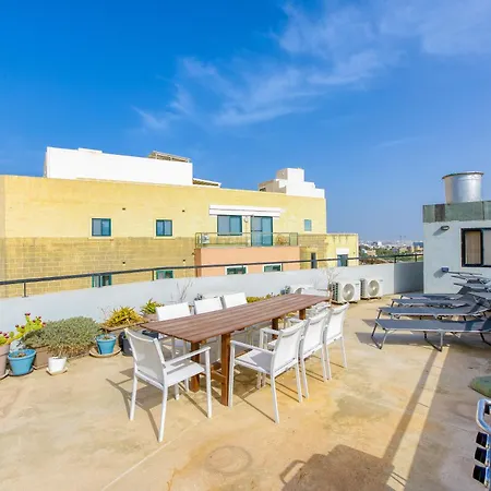 Large, Central Triplex With Private Terrace By 360 Estates Apartment *