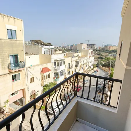 شقة Large, Central Triplex With Private Terrace By 360 Estates