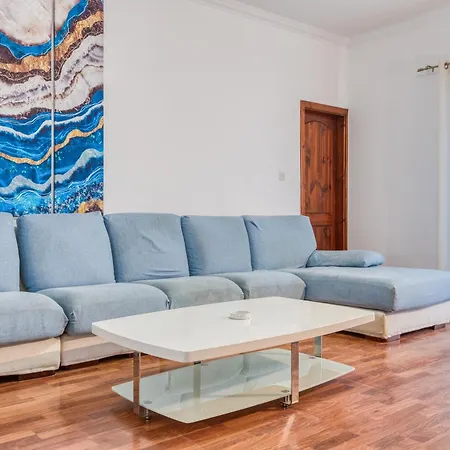 Large, Central Triplex With Private Terrace By 360 Estates *