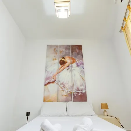 Large, Central Triplex With Private Terrace By 360 Estates * San Ġwann